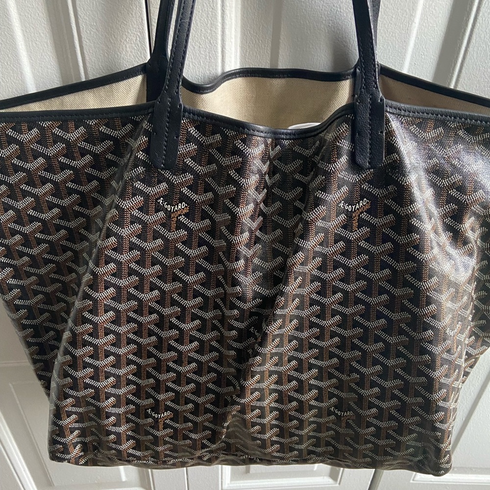 Goyard bag
